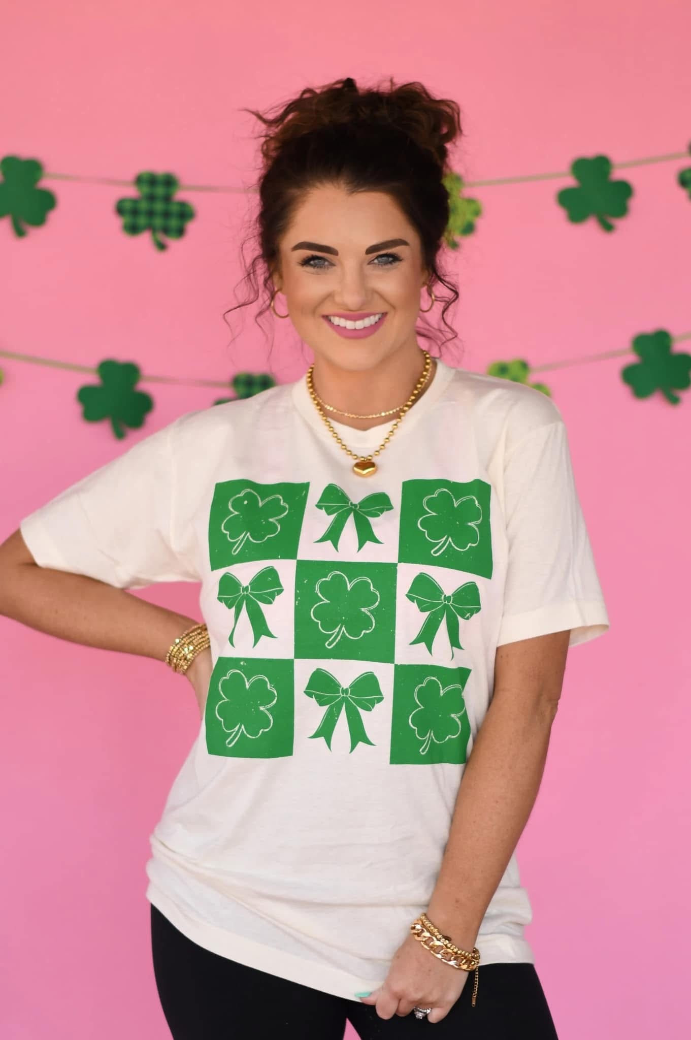 Bows & Clovers Tee