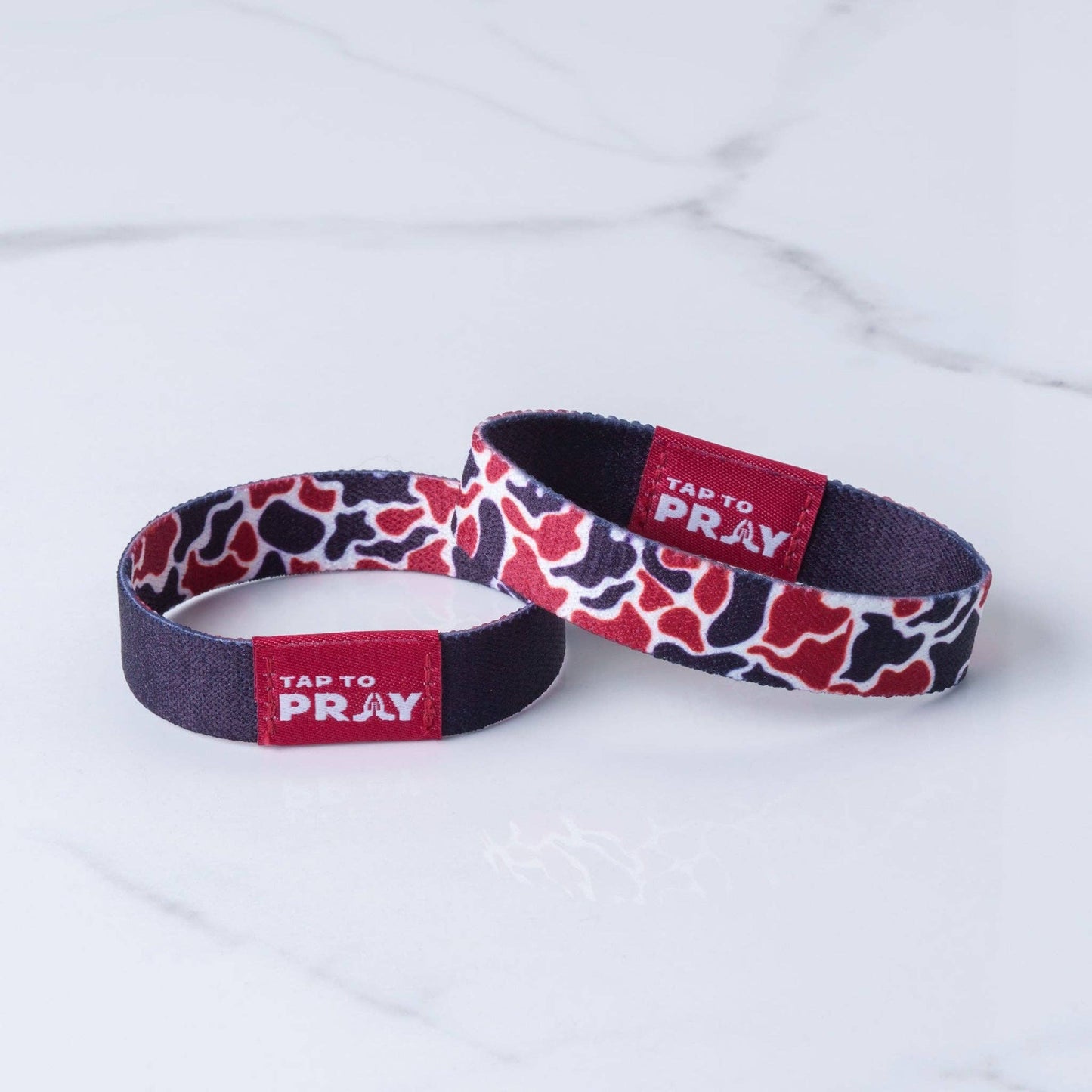 Tap To Pray® Wristband – Team Camo - Maroon & Black