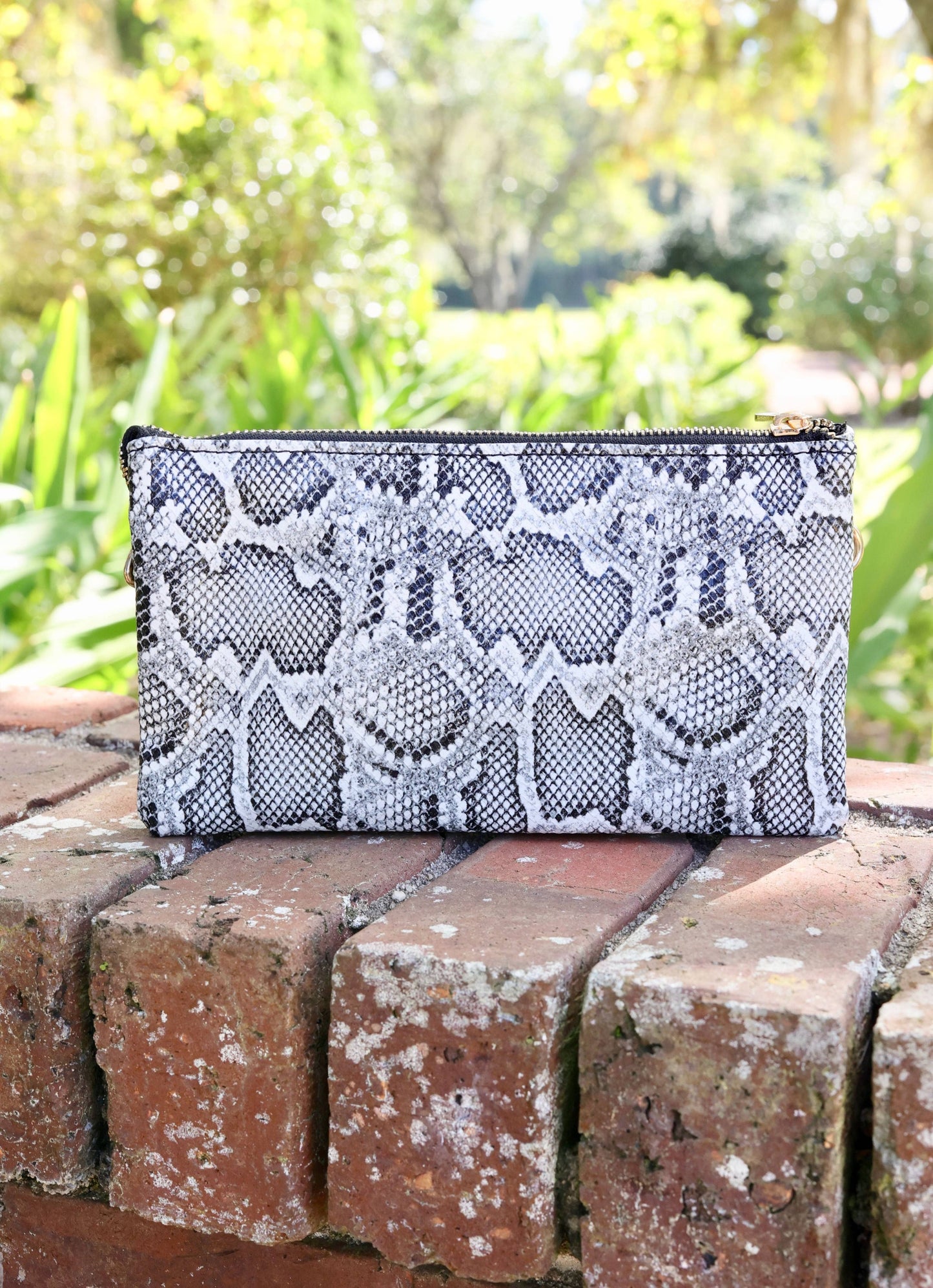 Liz Crossbody
