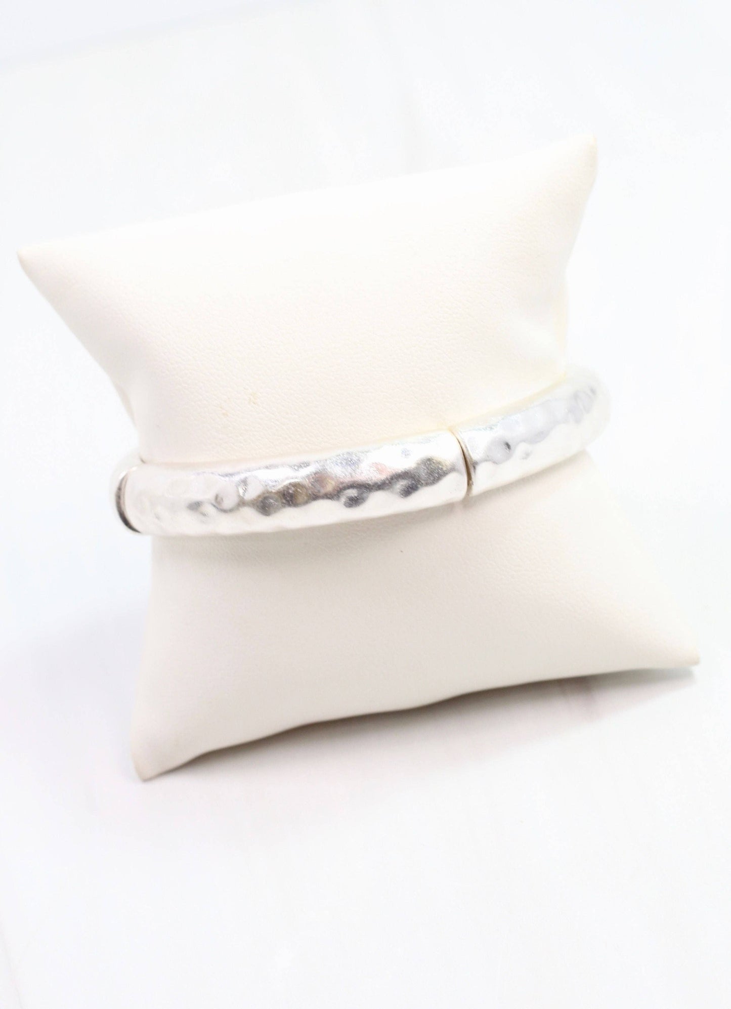 Tandy Hammered Stretch Bracelet Worn Silver