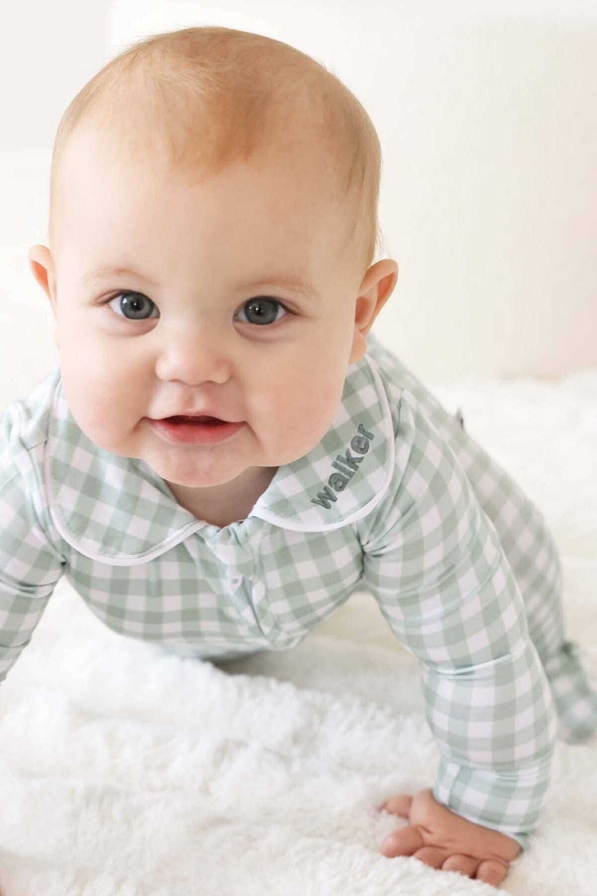Peter Pan Collar Zipper Footie | Moss Gingham