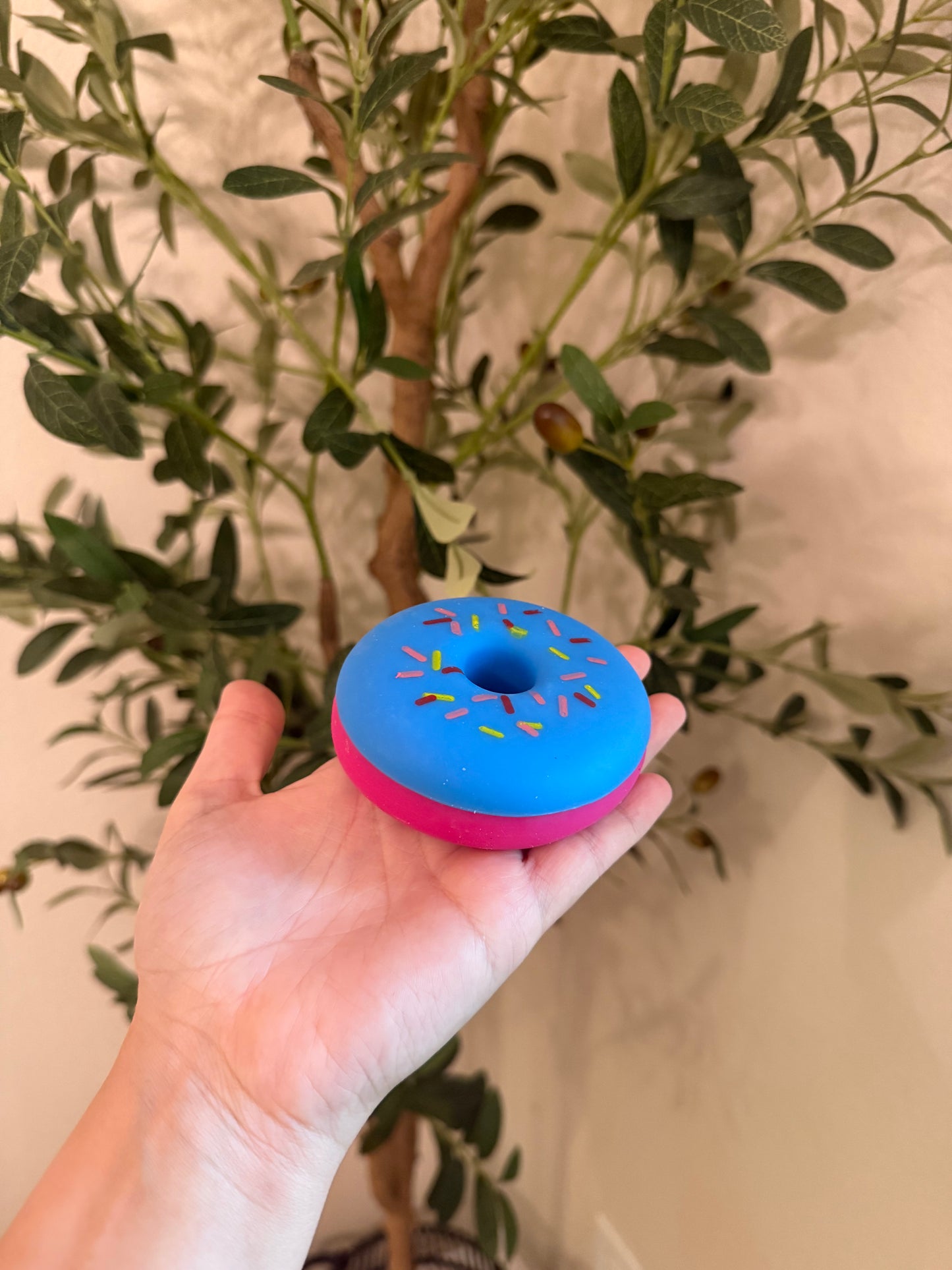 Donut Squishy (Color may vary)