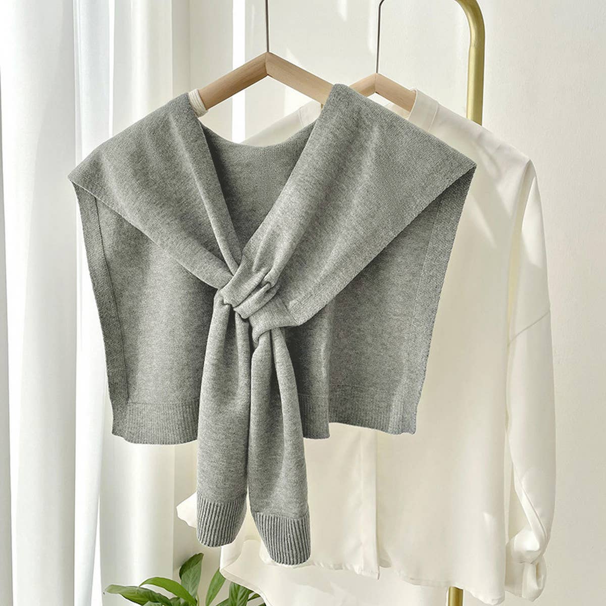 Solid Color Knitted Knotted Shawl