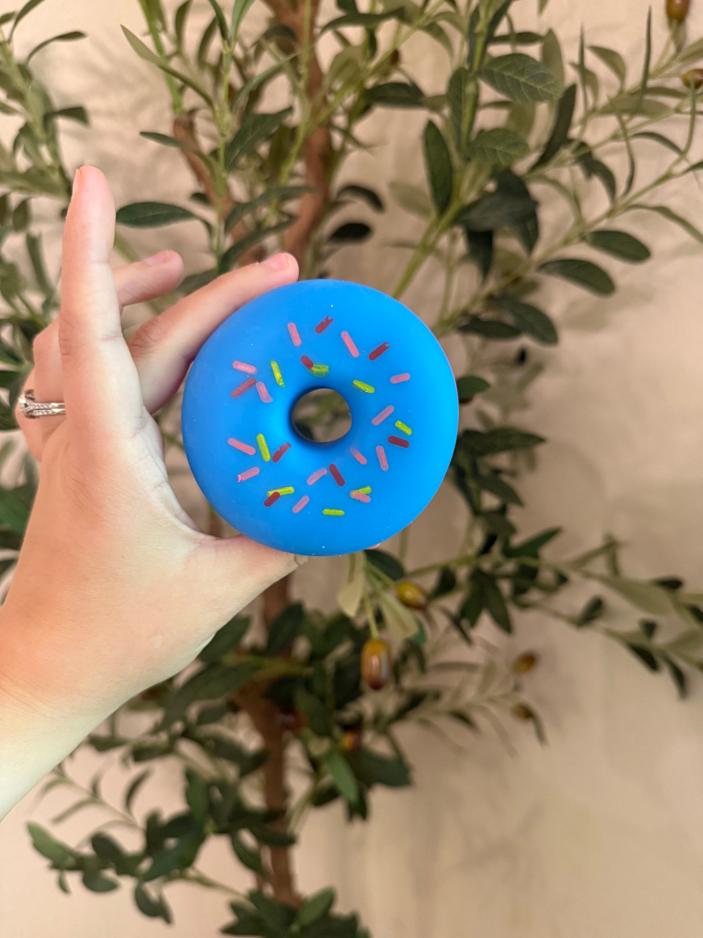 Donut Squishy (Color may vary)