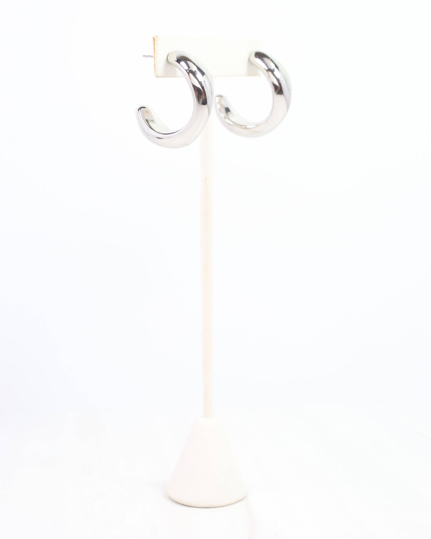 Callen Wavy Hoop Earring Silver