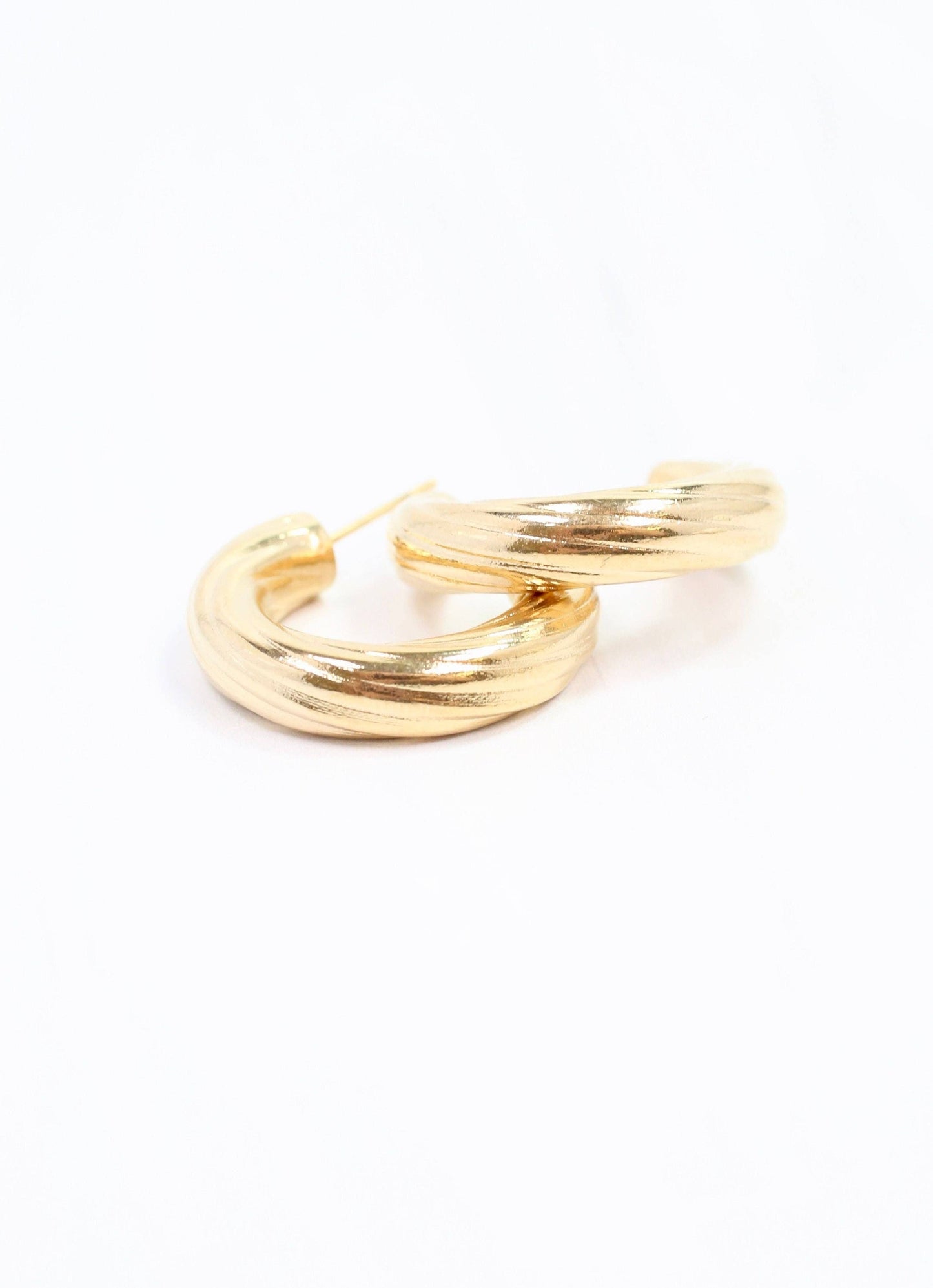Cornelius Twisted Hoop Earring Shiny Gold