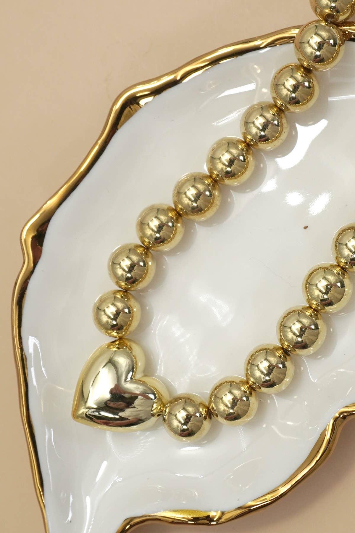 PUFFY HEART BALL CHAIN NECKLACE