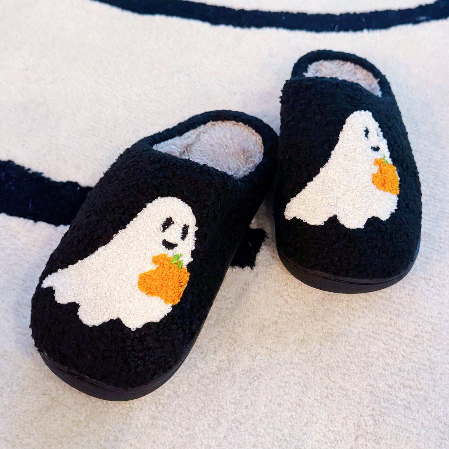 Ghost Cozy Slippers