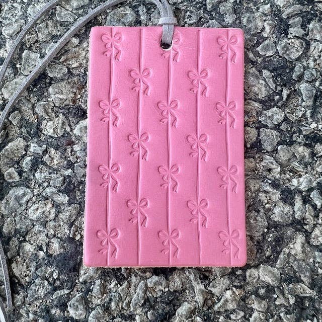 Bow Patterned Air Flair