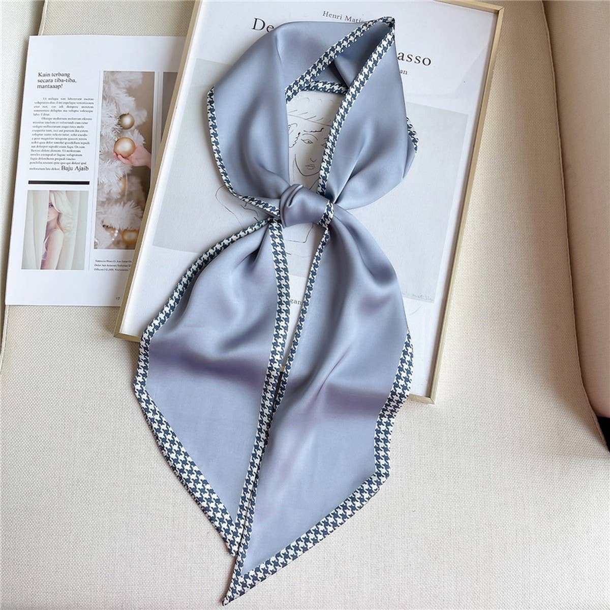 THIN SIMPLE GEOMETRIC LONG SILK SCARF