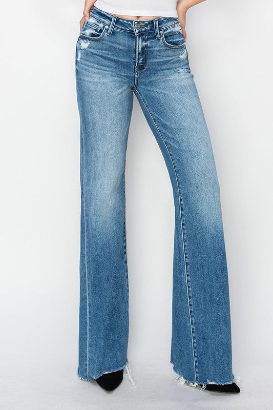 Nikki Risen Jeans