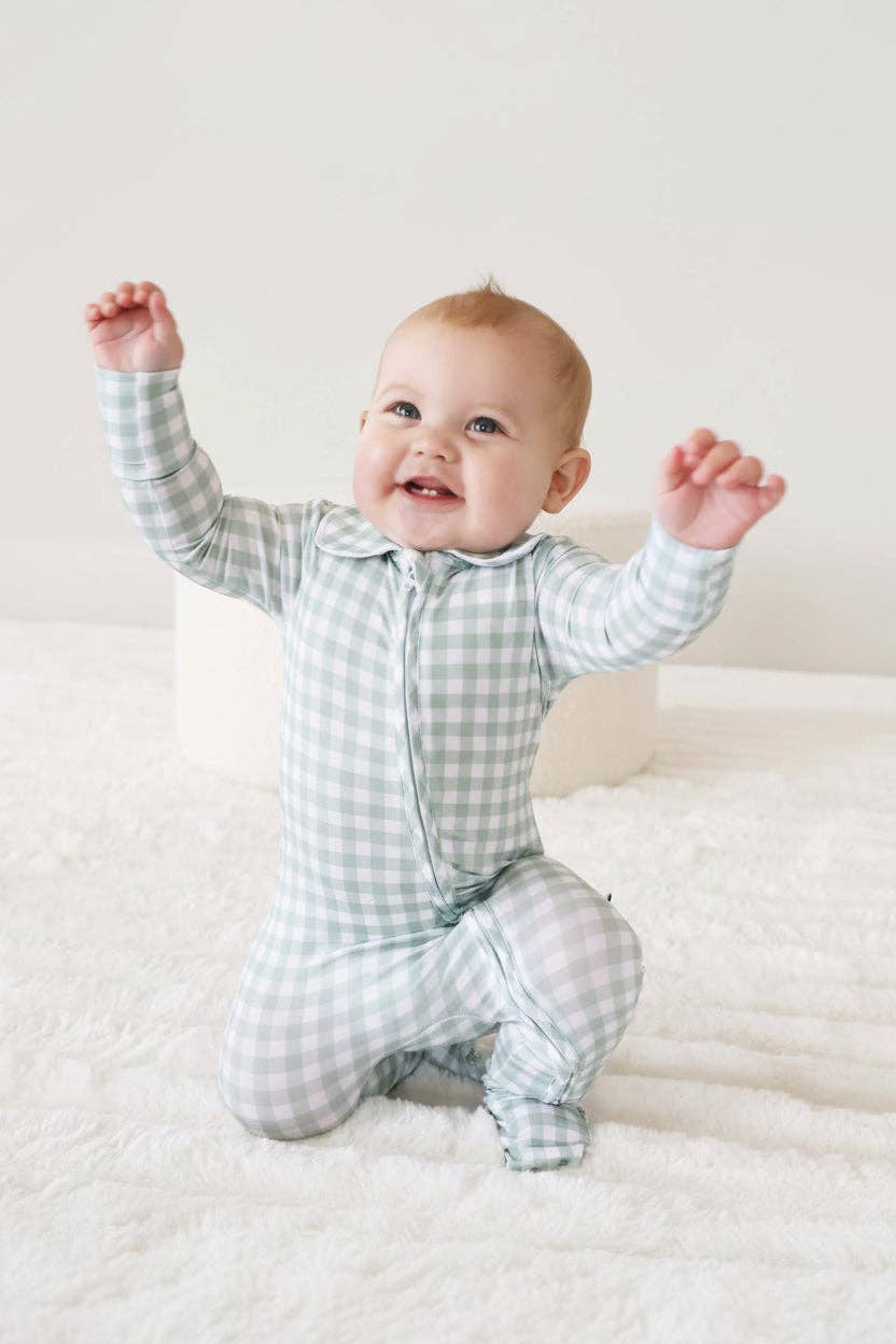 Peter Pan Collar Zipper Footie | Moss Gingham