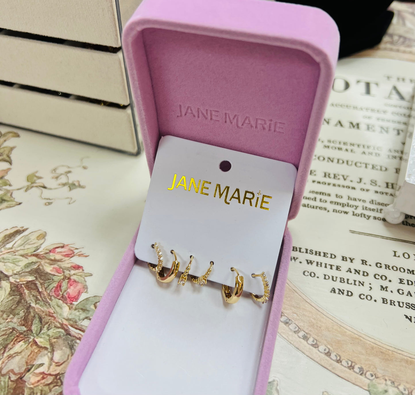 Jane Earring Set