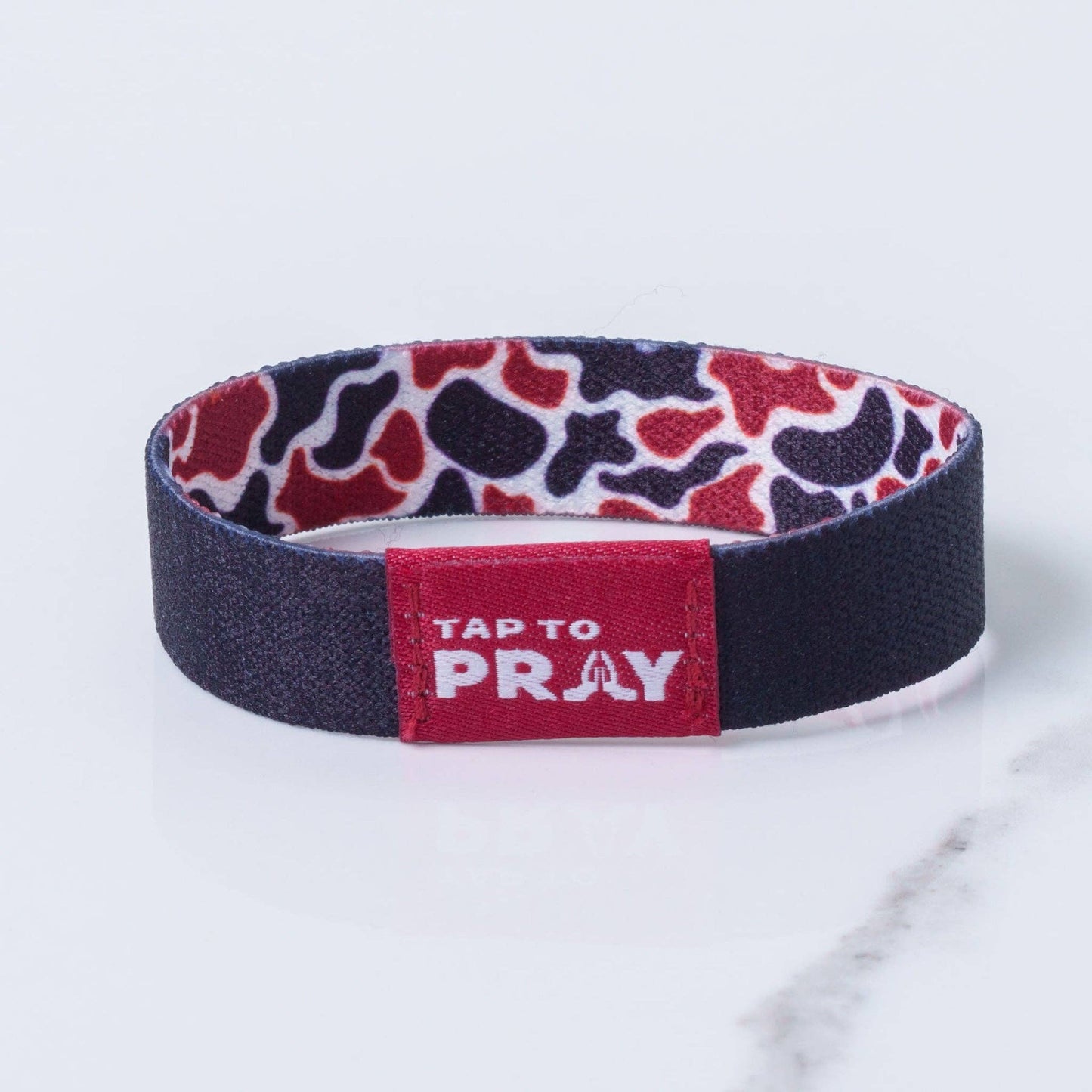 Tap To Pray® Wristband – Team Camo - Maroon & Black