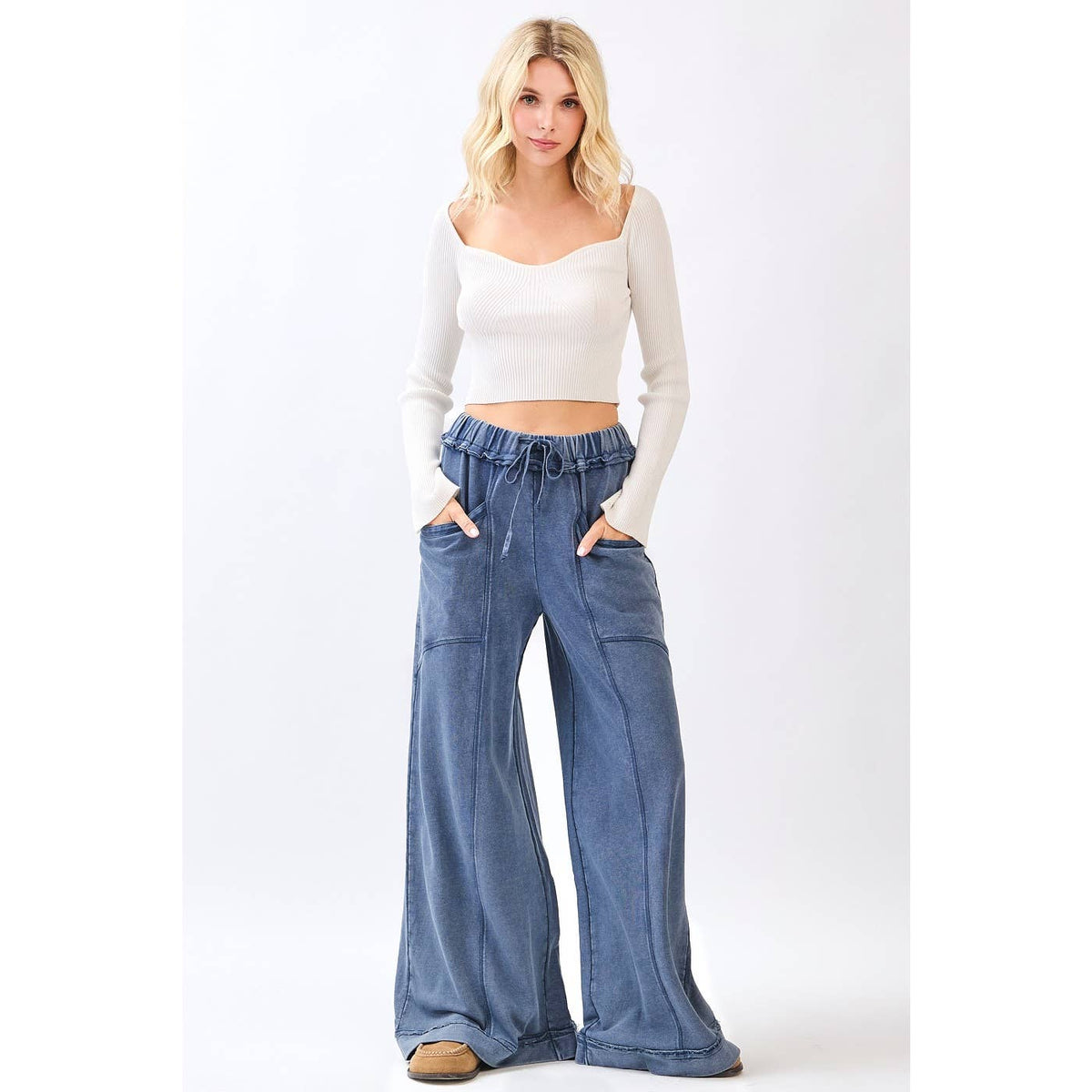 MINERAL WASH CURVED SEAM WIDE LEG PANTS