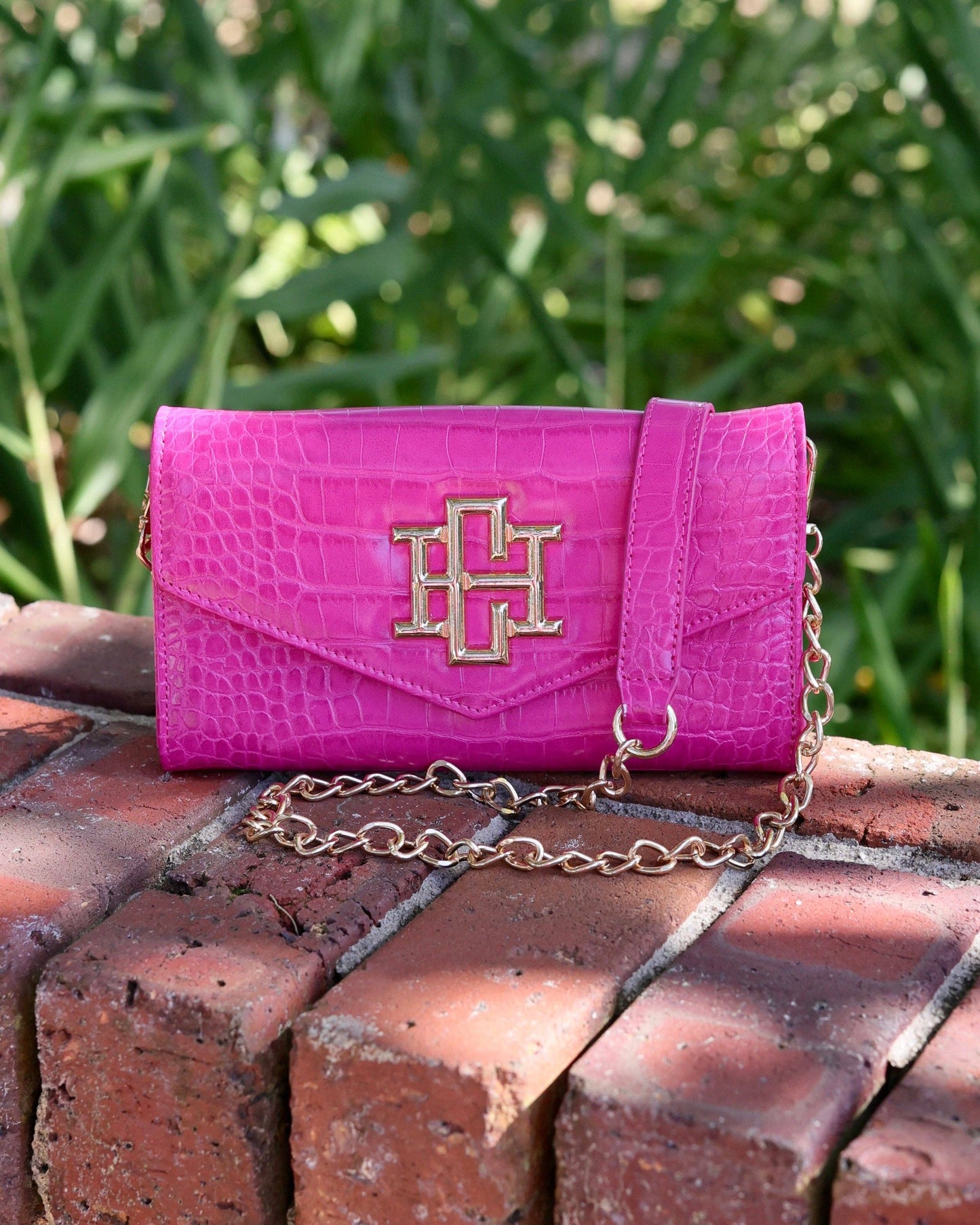 Carlington Clutch/Crossbody Hot PInk EC