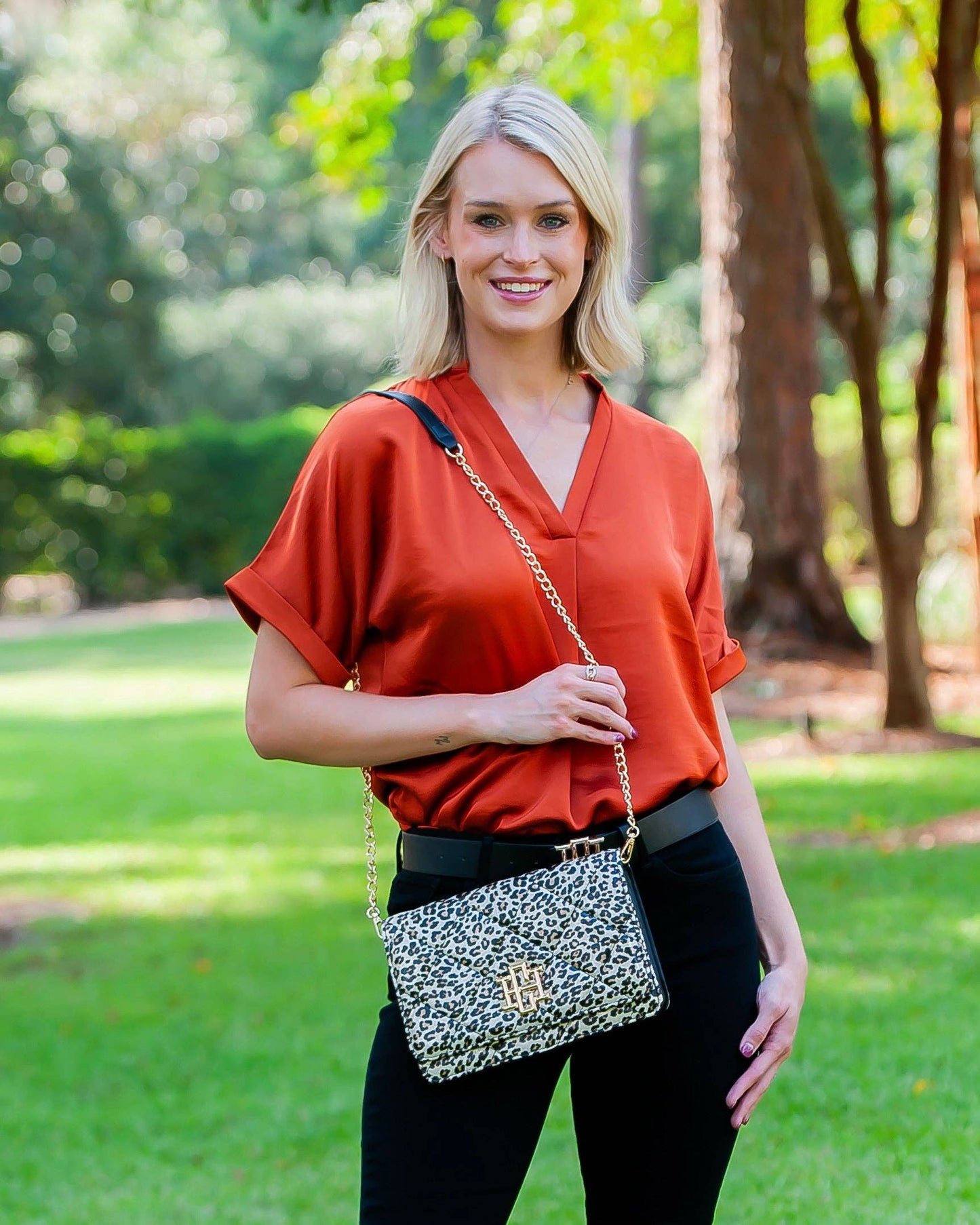 Bryn Clutch/Crossbody Spotted LD