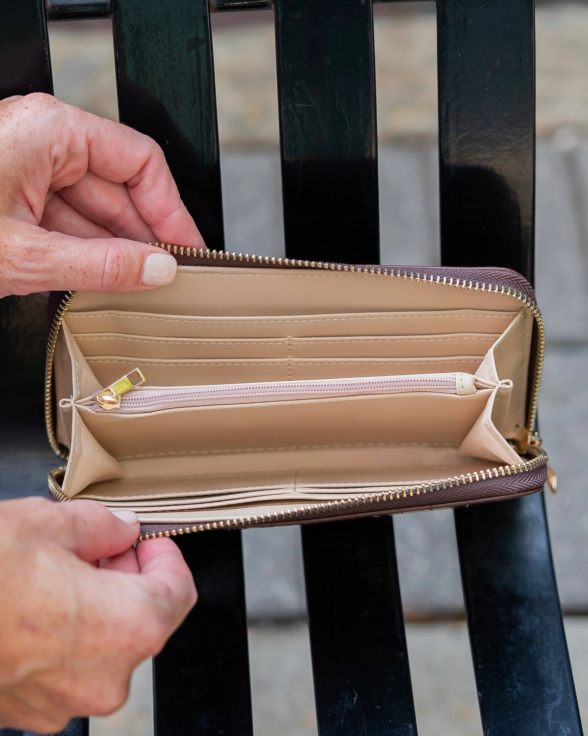 Penelope Wallet Chocolate EC