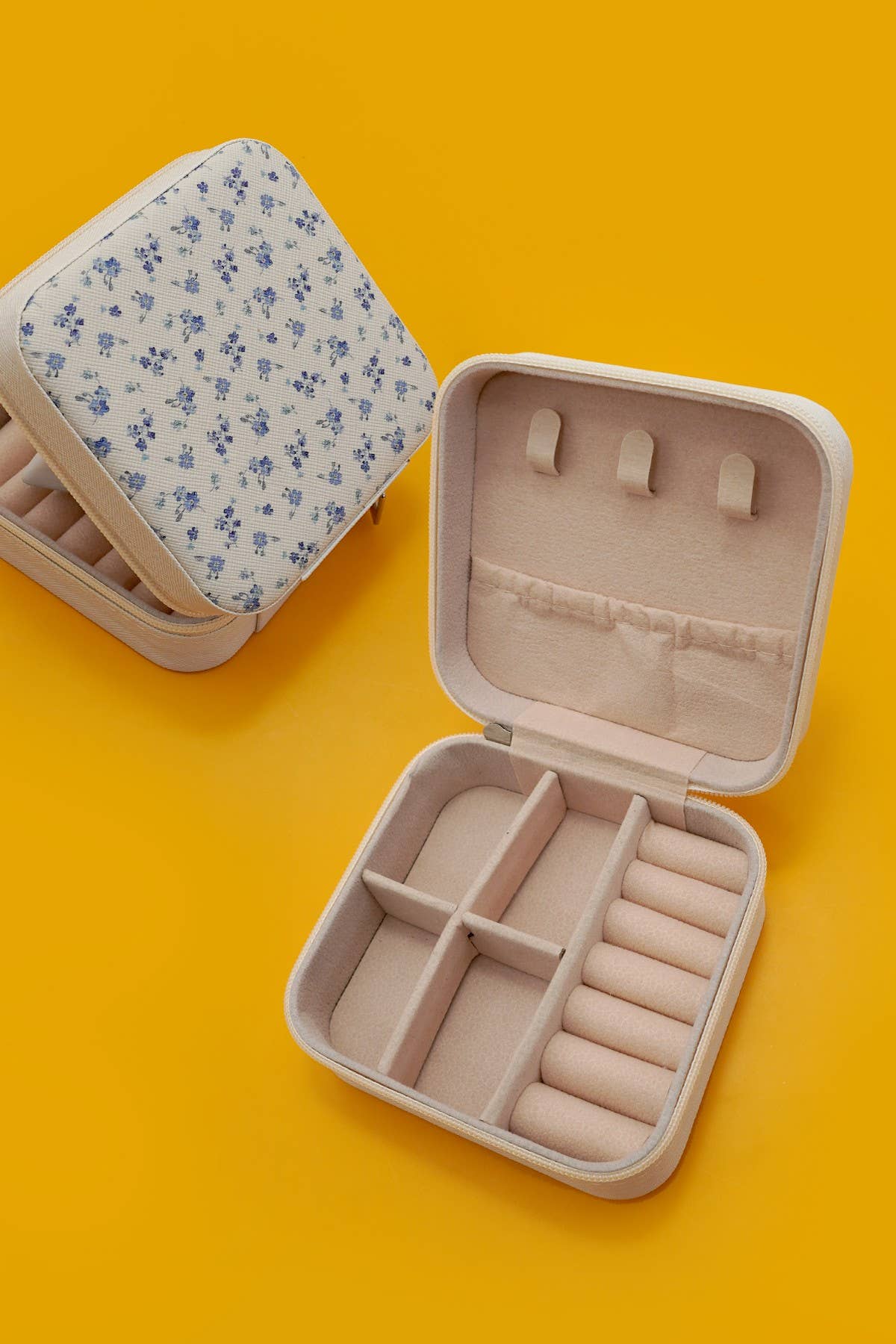 JEWELRY ORGANIZER TRAVEL BOX CASE