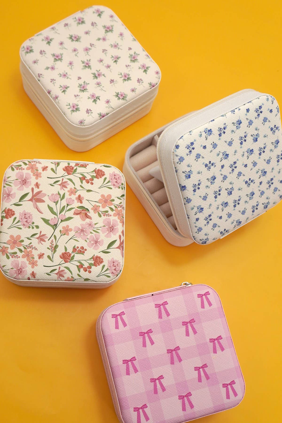 JEWELRY ORGANIZER TRAVEL BOX CASE