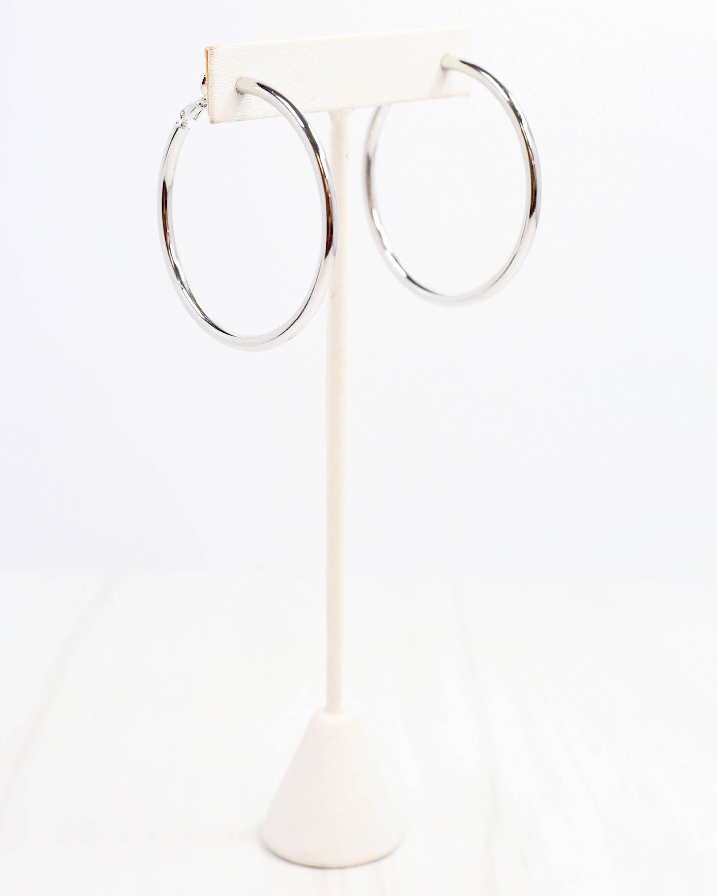 Lucille Hoop Earring Shiny Silver